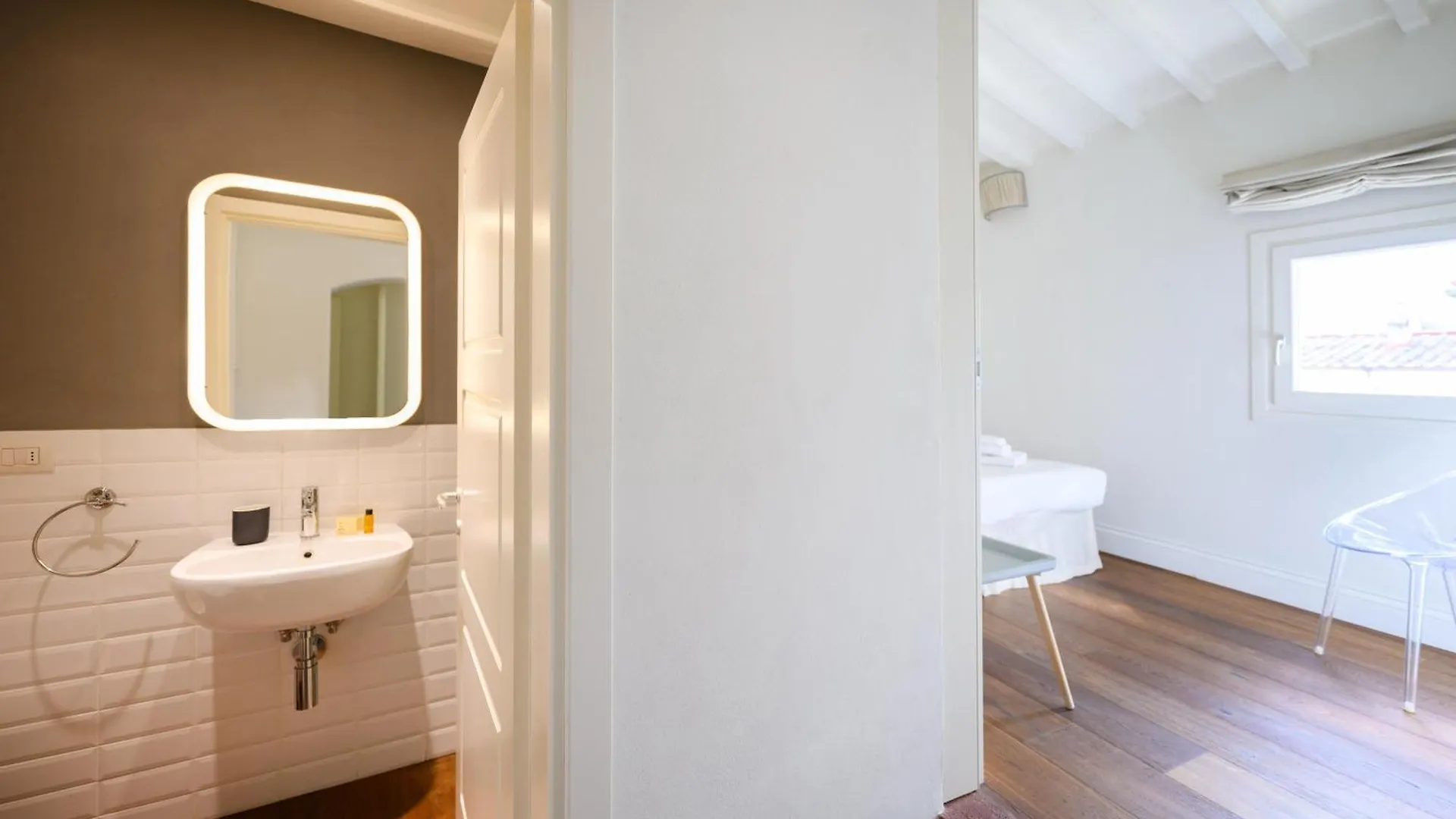 Serragli Comfort Apartment Florence Italy
